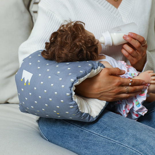 Nursing arm pillow for breastfeeding and bottle-feeding
