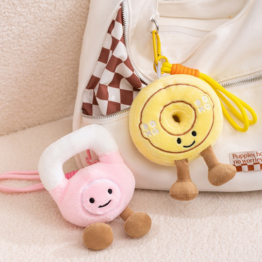 GymCuddle – Fitness Plush Keychain with Playful Design