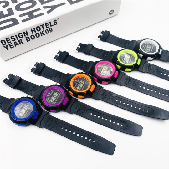 Lightweight kids sport watch with silicone strap