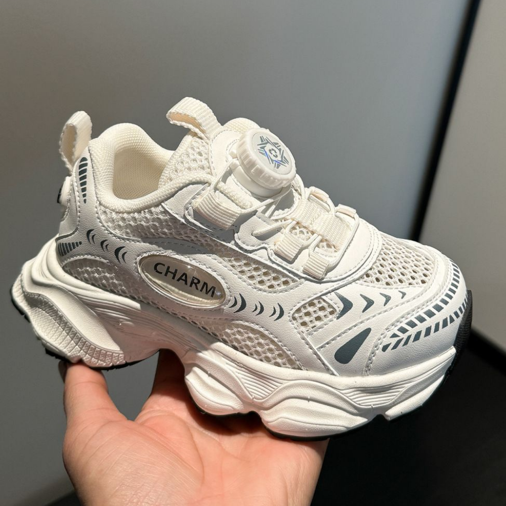 SpinStep – Kids Sneakers with Dial Closure and Chunky Sole