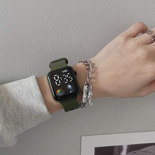 Vertical LED watch with astronaut makes checking time fun