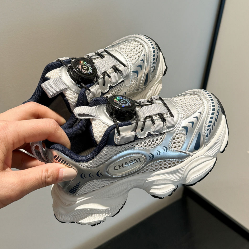 SpinStep – Kids Sneakers with Dial Closure and Chunky Sole