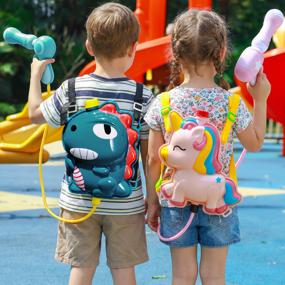 Kids backpack water gun with easy pump mechanism