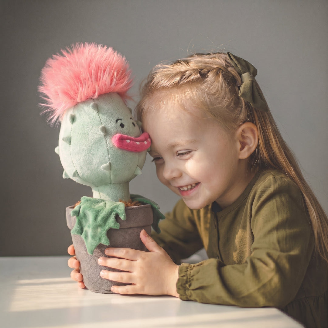 PlantCuddle – Flower & Clover Plush Collection