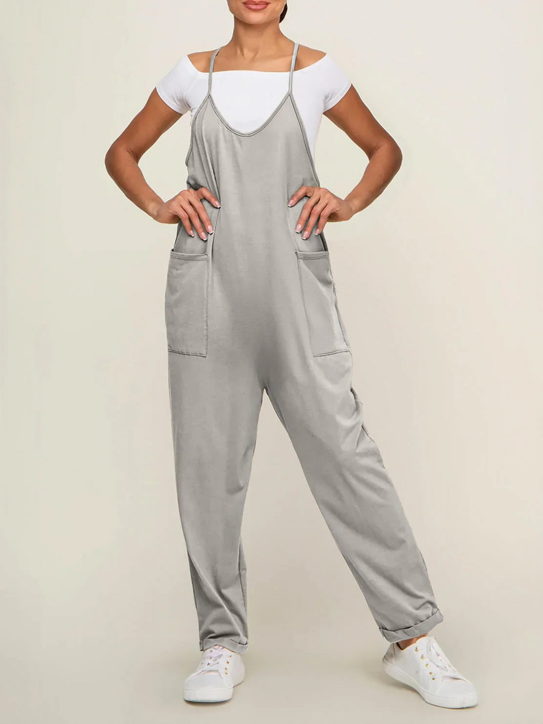 Maternity jumpsuit with roomy pockets for on the go