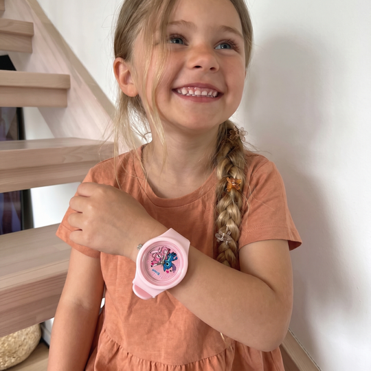 Kids watch with soft flexible silicone strap