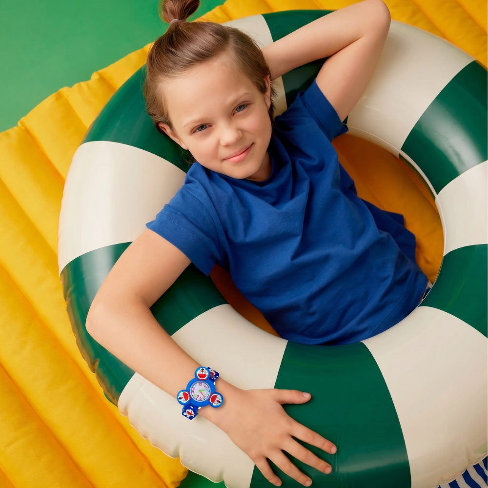 Kids fidget watch with interactive spinner case