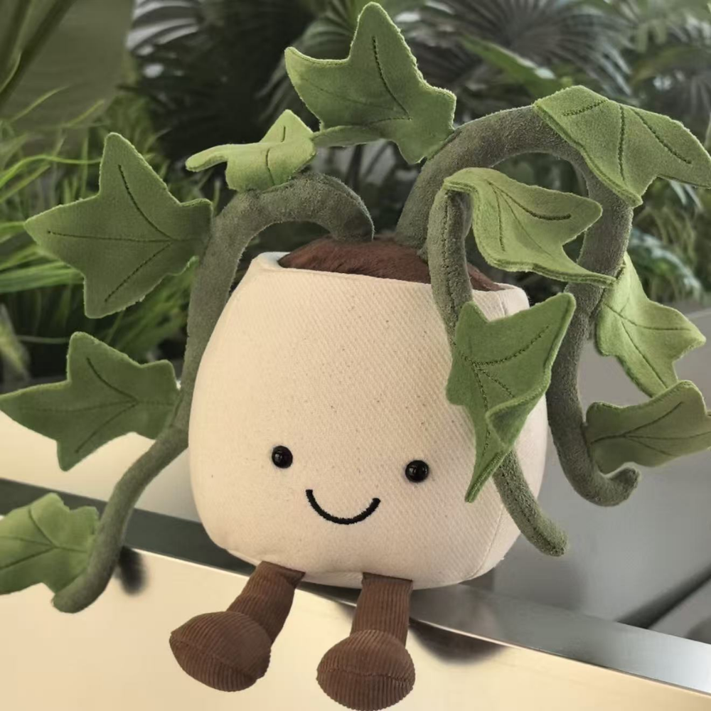 IvyCuddle – Ivy Plant Plush in Pot