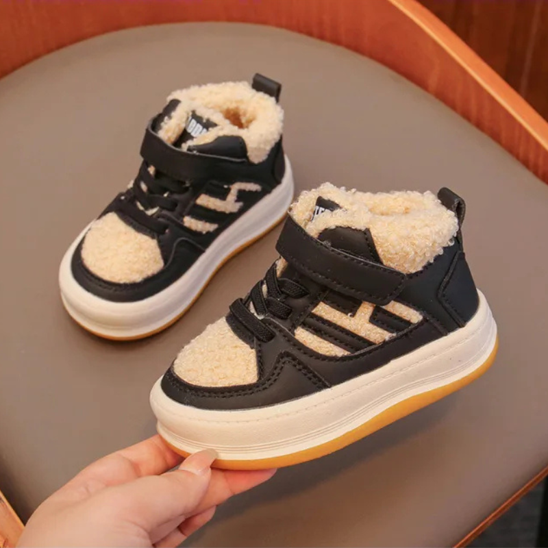 WarmStep Modern Grip Kids Sneakers – Toddler Winter Shoes for Modern Safety