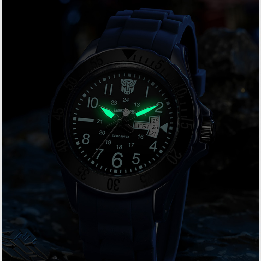 Splash-resistant robot watch for active kids