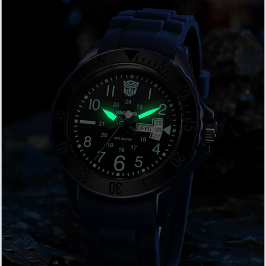 Splash-resistant robot watch for active kids
