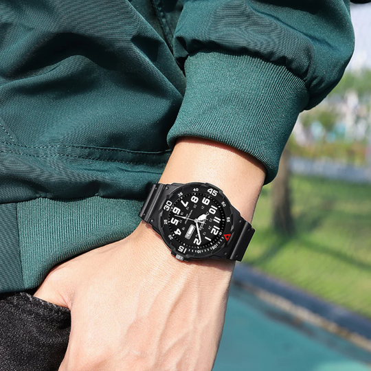 Lightweight kids sport watch with flexible silicone strap