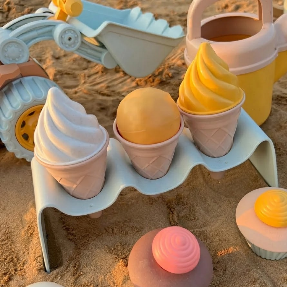 Rounded beach sand tools for small hands