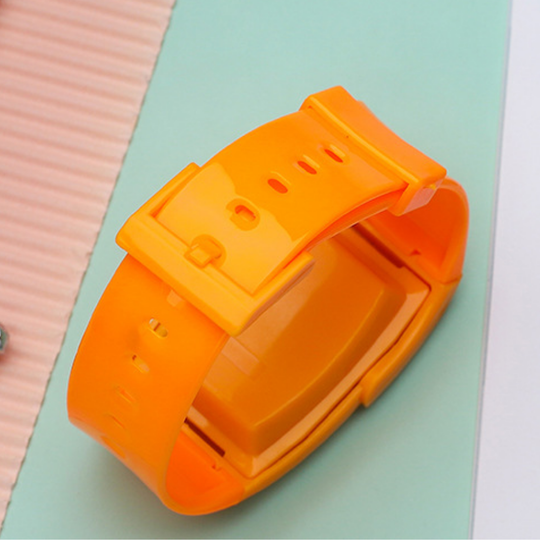 Kids calculator watch comfortable for classroom and homework