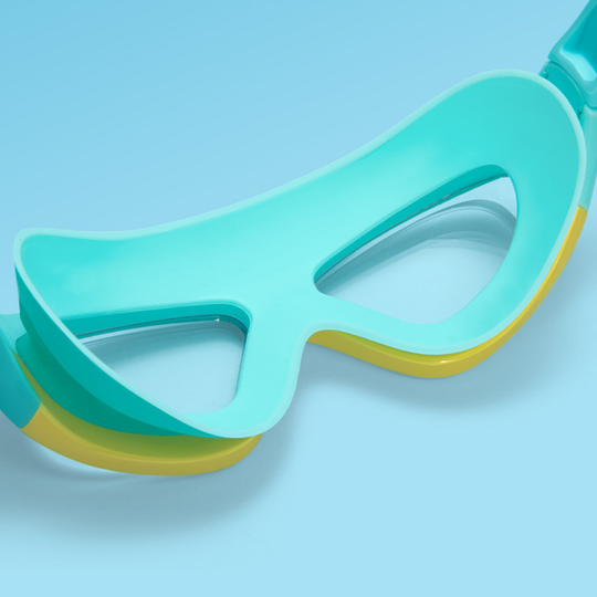 Anti-fog coated lens kids swim goggles clear view
