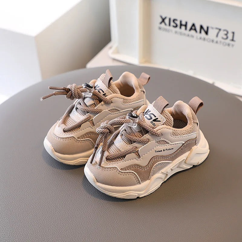 MoonWalkers – Lightweight Kids Sneakers with Grip Sole