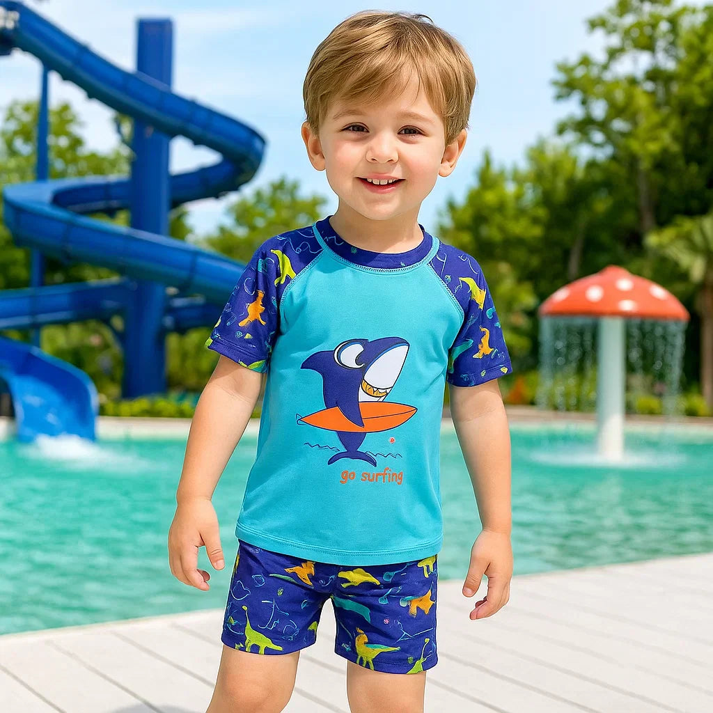 Breathable polyester swimwear drying quickly after water